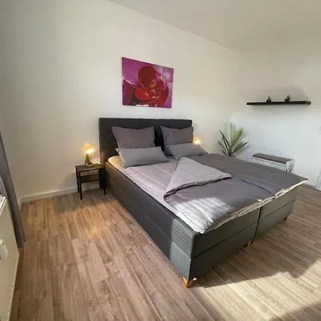 Ferienwohnung Dietel In Bad Schlema Mit Wlan Terrasse Stellplatz Inklusive *