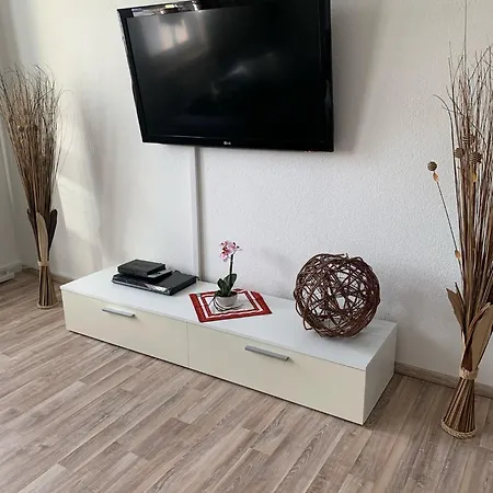 Dietel In Mit Wlan Terrasse Stellplatz Inklusive באד שלמה